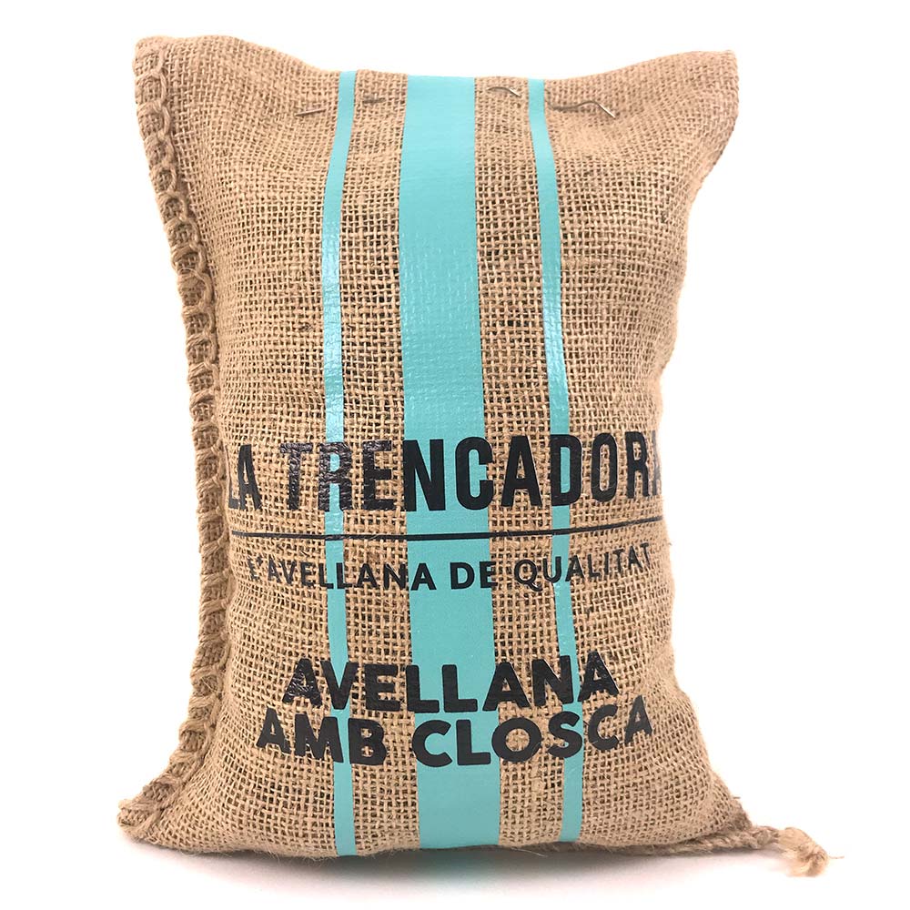 Avellana con cáscara cruda 1250 g